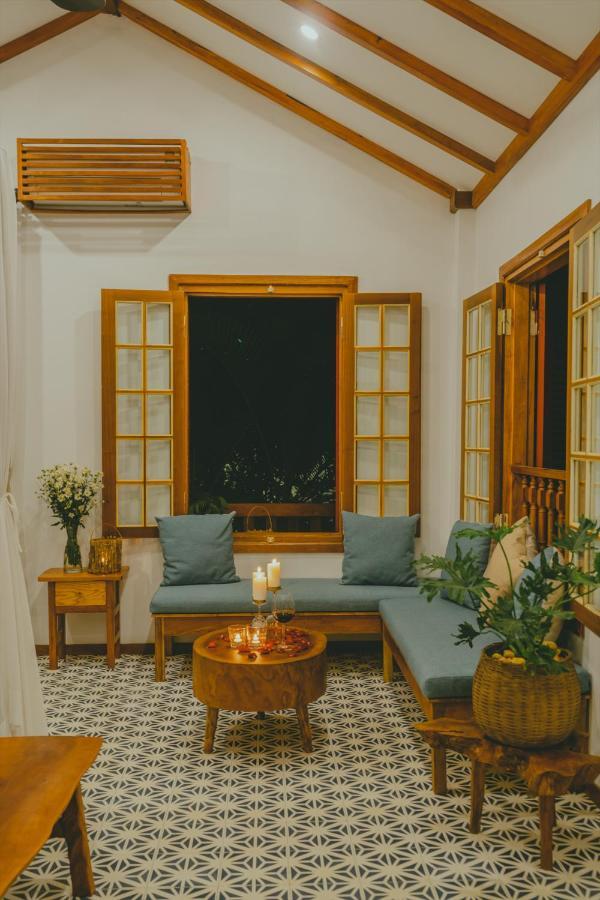 The Wooden Gate Hotel Xuan Son Bagian luar foto